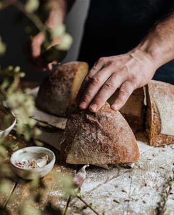 Brot- & Wurstverkauf