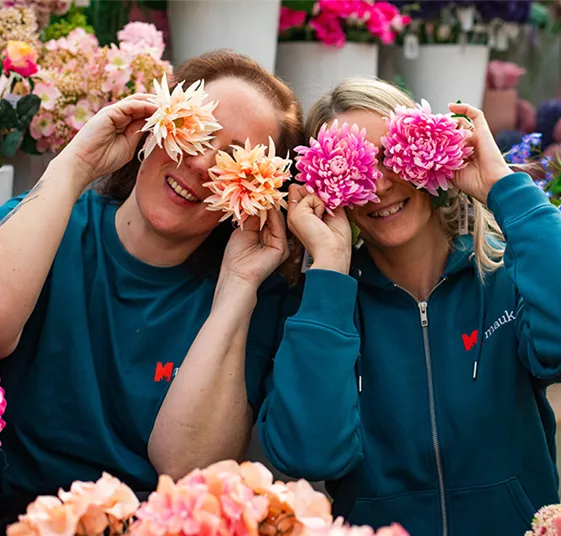 seidenblumen_dekoration_mauk_gartencenter2.jpg